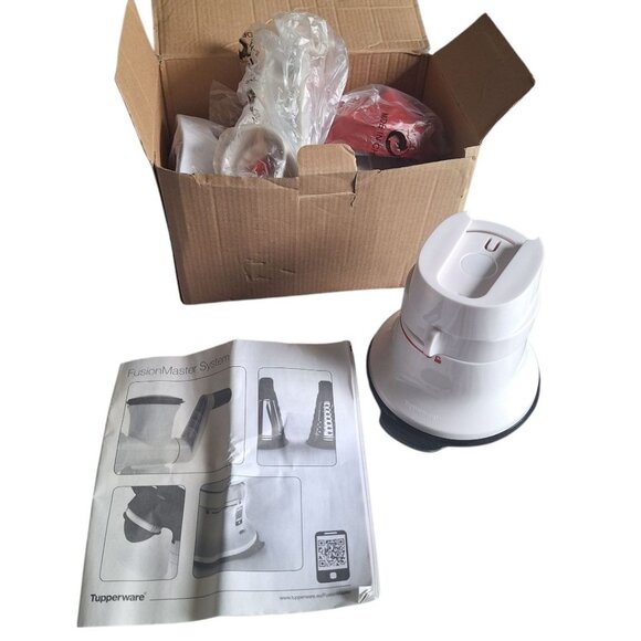 Tupperware Fusion Master Spiralizer Base Accessories Instructions Red Zoodles - Picture 4 of 4